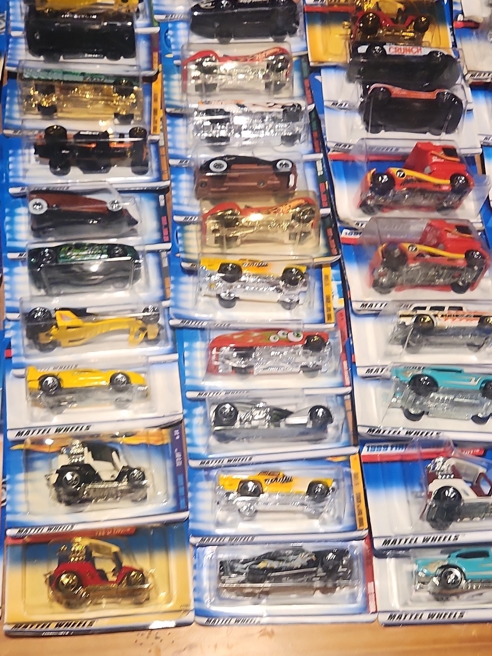 Hot Wheels ! Random Lot Of 50 !